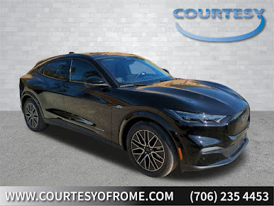 2025 Ford Mustang Mach-E