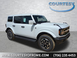 2026 Ford Bronco Outer Banks